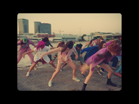 KEROSIN95 - Standort - feat. Arriola Tanzstudio