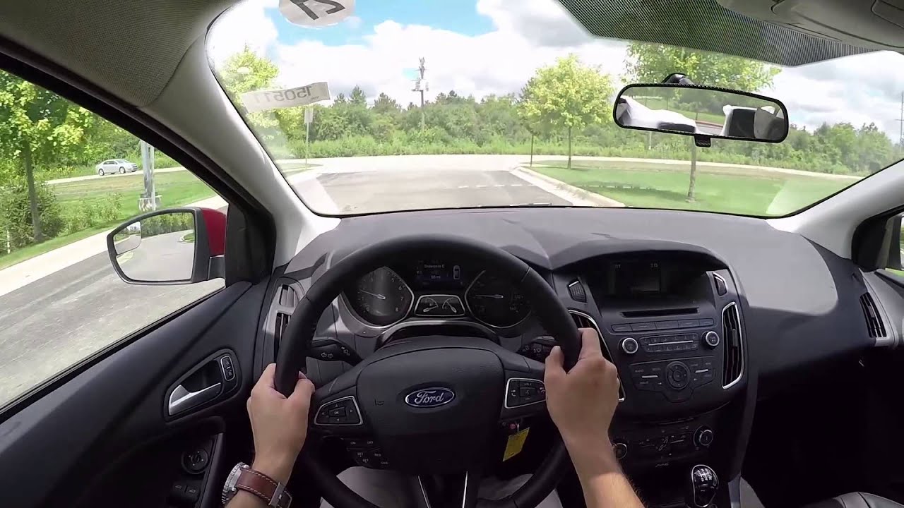 2016 Ford Focus SE (5MT) - WR TV POV Test Drive