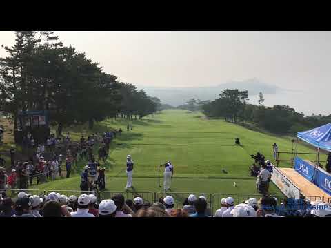 ＜7/7 3R＞石川遼、黄重坤（ハンジュンゴン）、北村晃一組の後方ショット