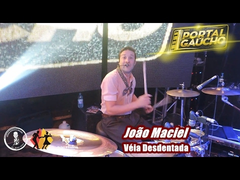 A Véia desdentada, Portal Gaúcho, Ginásio do Polentão, Baile Made in Grota