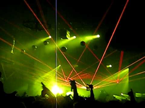Swedish House Mafia @ Magna, Sheffield - playing Clocks vs How Soon is Now (High Quality)