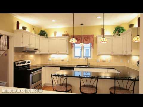 North Reading, Massachusetts real estate & homes | 29 Center Ave.