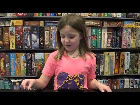 Mini Meeple plays Yahtzee Jr. Mickey Mouse Clubhouse Edition