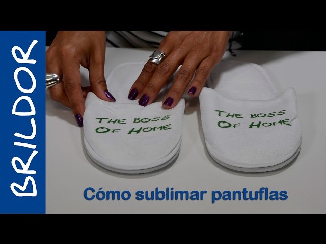 Vídeo relacionado con RoPox Pantuflas de Algodón Personalizadas, Personalizables con fotos y texto, suelas de Goma antideslizantes el interior de los zapatos Furry, Regalos Personalizados para Familiares y Amigos