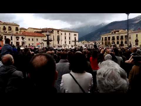 Madonna che scappa in piazza - Sulmona