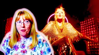 Vocal Coach Reacts to Kylie Minogue &#39;Magic&#39;