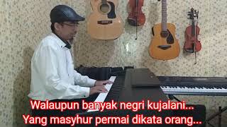 Download lagu Tanah Airku - Ibu sud (karaoke   lirik) for female, in E mayor mp3