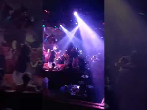 Lần đầu đi Bar mọi người ạ , #bar , #muaquat