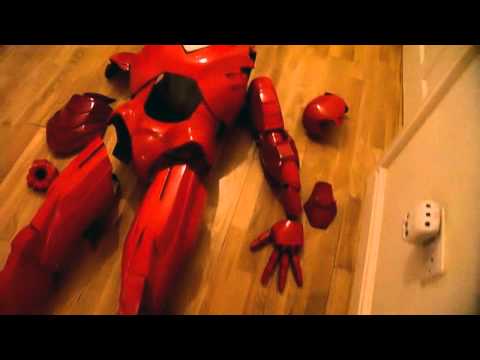 The Avengers 2012 Iron man suit sculpture