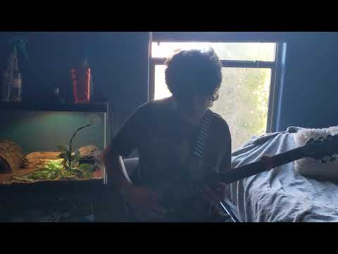 QUEEN( BOHEMIAN RHAPSODY (GUITAR SOLO COVER)