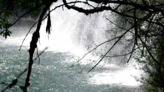 preview picture of video 'cascata del sasso a Sant'Angelo in Vado (PU)'