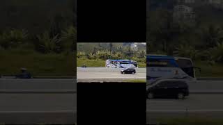 Download lagu Aksi Bus Po Haryanto di tol Trans Jawa mp3 Download lagu Aksi Bus Po Haryanto di tol Trans Jawa mp3