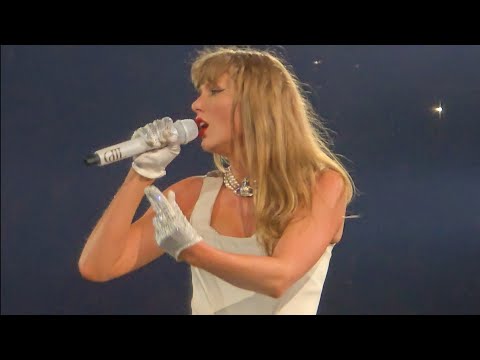 secret concert 27: FRONT ROW night 2 Vancouver BC 2024 Dec.7 (section B4 row 1 seat 4)