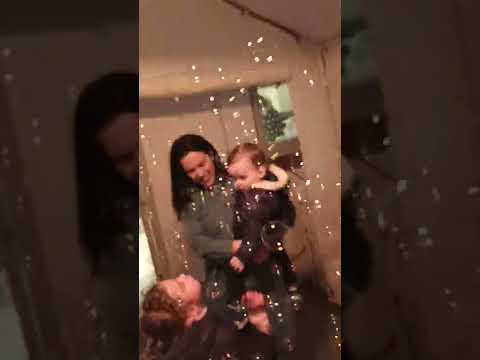 Magic Mal video.