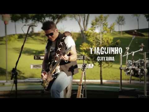 FLOR DA SERRA - Vídeo-clipe OFICIAL -No Banco Do Carro -Part. Pampacat Sabrina Pires - VADS MUSIC