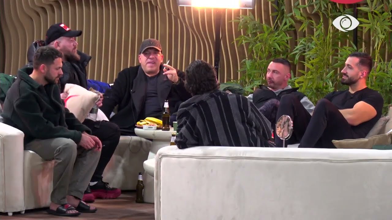Klajdi imiton Laertin pas diskutimit me Gjestin, djemtë “shpërthejnë” në të qeshura