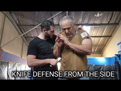 knife defense from the side