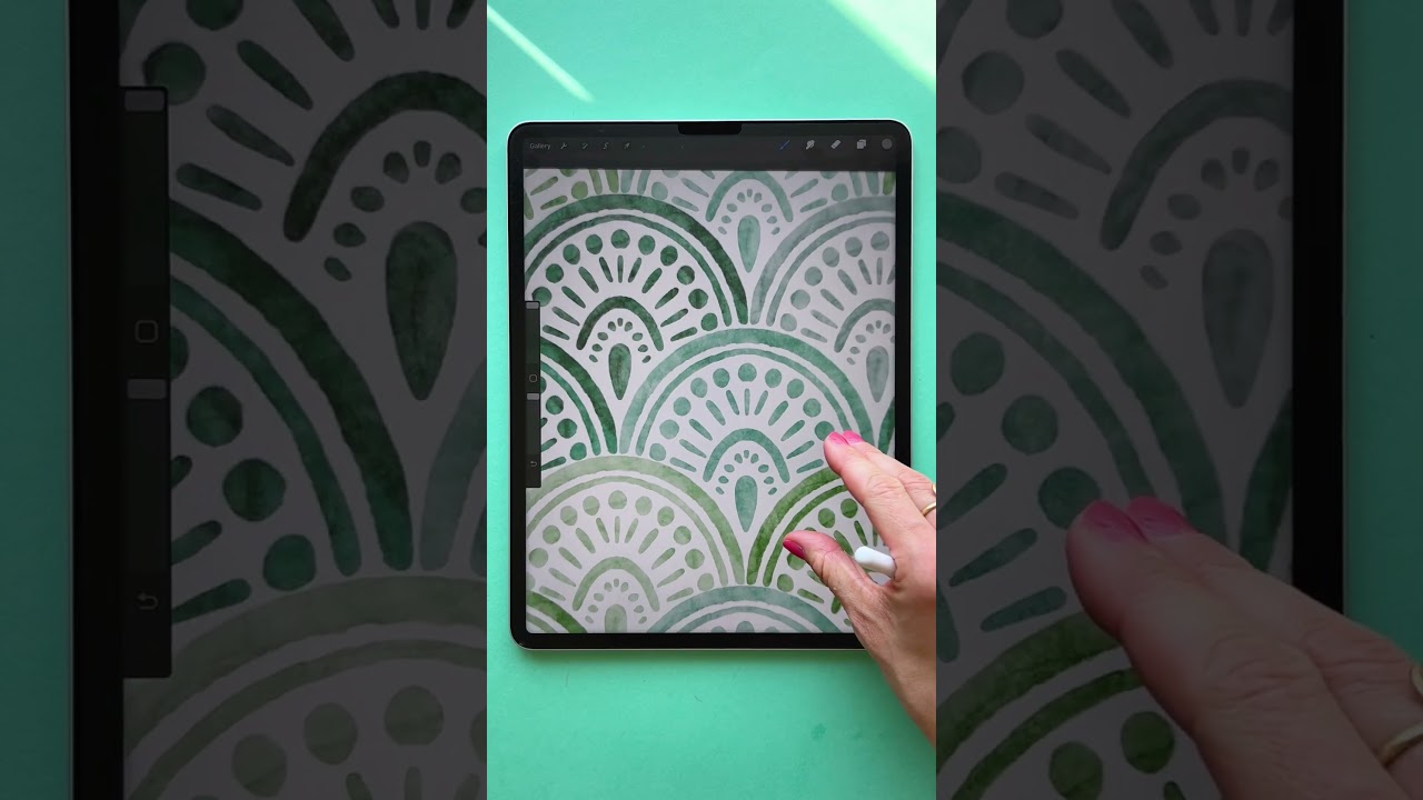 How to create stunning watercolor scallop patterns