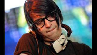 Erol Alkan BBC 6 mix: Duchess Says - Black Flag (Emperor Machine Remix)