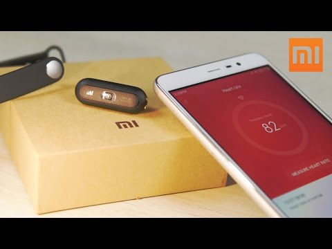 Xiaomi Mi Band Pulse (1S) - Unboxing, Set up & Hands On!