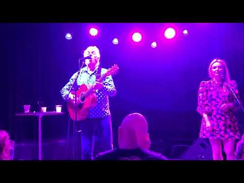 Robyn Hitchcock: "Antwoman" (with Emma Swift) - May 22, 2022 - Oakland, California