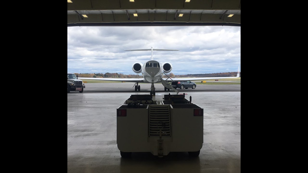 Live webcam view of Watertown Airport Terminal Ramp