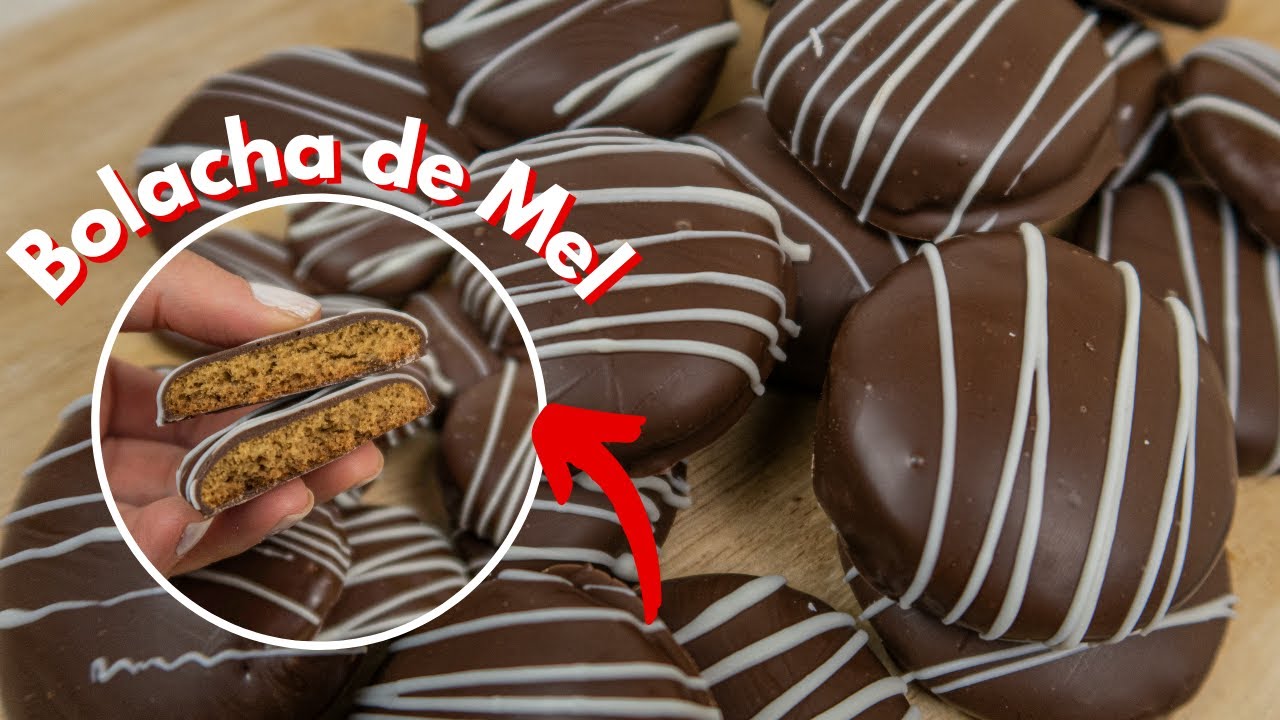 Watch Now BOLACHA DE MEL COM CHOCOLATE FÁCIL E DELICIOSA (Faça e Venda) BOLACHA DE MEL COM CHOCOLATE FÁCIL E DELICIOSA (Faça e Venda)