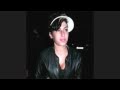 Amy Winehouse - Make Me feel so Good 