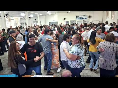 povo dançador no clube Alegria de Viver em Guaraniaçu no Paraná(com marcos e margarida)