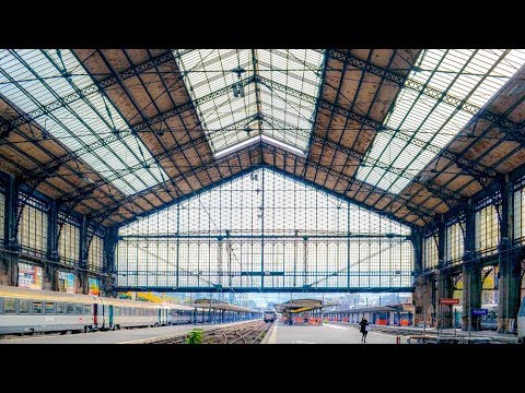 A Walk Around Gare d'Austerlitz (Train Station), Paris
