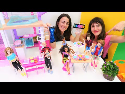 Sevcan ve Ümit Barbie Dream House evi kafeye çeviriyor. Barbie videoları