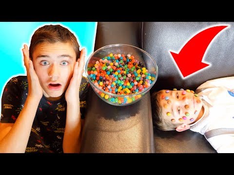 SWAN EST MALADE 🤒 - Il a mangé trop de bonbons !