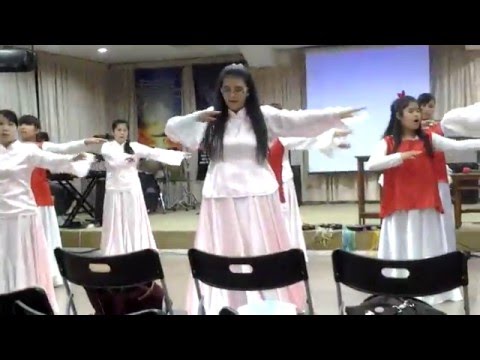 Worship Dance - Terlalu Besar KasihMu Bapa (Too great is your love O god)  w/ Lyrics & Translation