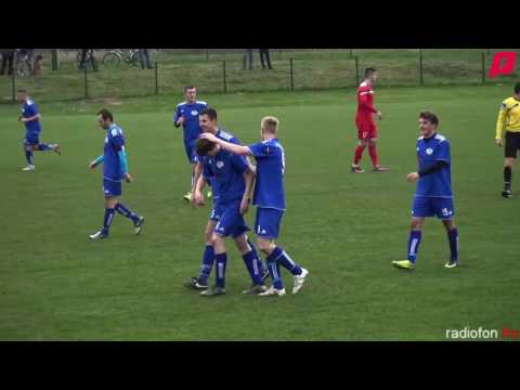 Grad goli w Poraju - zobacz bramki z meczu Polonia - Piast II