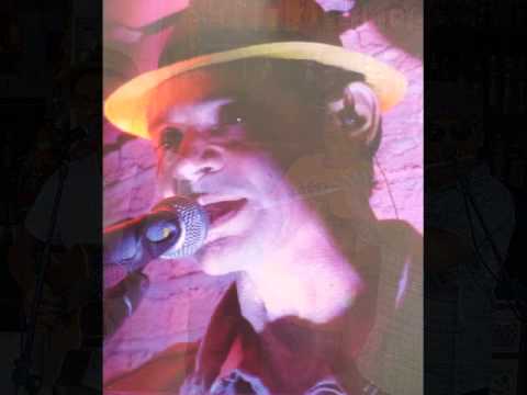 Pau De Atiradeira video