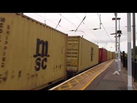 EMD Class 66 GBRf 66707 Leads an MSC Container Train at Manningtree, England