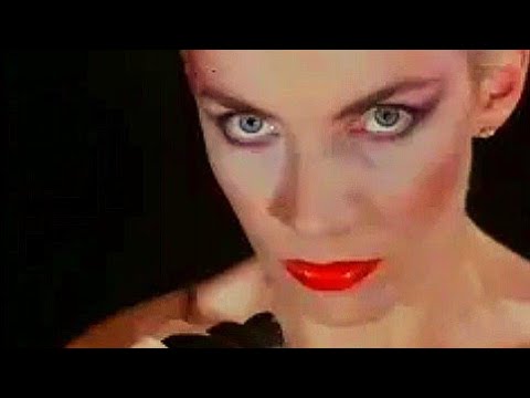 EURYTHMICS  THE MIRACLE OF LOVE EXTENDED VERSION  [ LIVE 1987 VIDEO MONTAGE ]