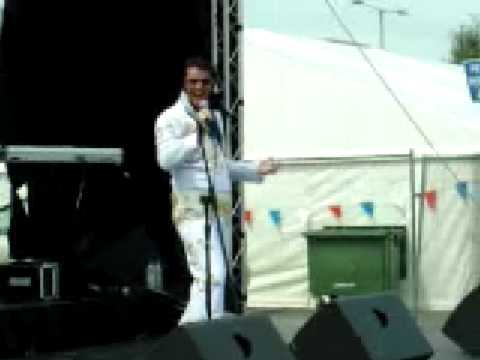 Elvis Impersonator Willard Ford