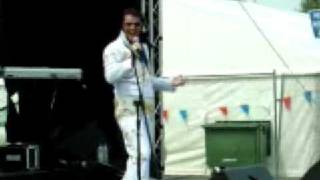 Elvis Impersonator: Willard Ford