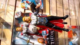 Hasbro Toy Fair 2011   Marvel Thor Lightning Strike Thor