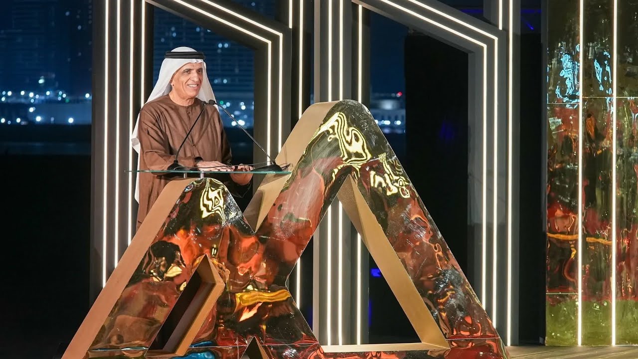 صورة بعنوان: Youtube Image