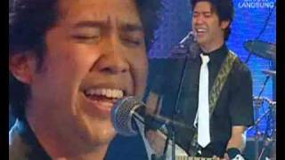 Download lagu Modread - Cerita Sedih (MTV @ Muzik25) mp3