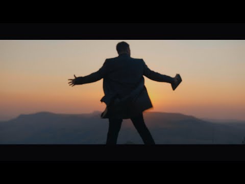 Ruhan du Toit - Monumentaal