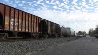preview picture of video 'NS 6626 Leads The NS 152 @ Cordele, Georgia on Saturday January 17th, 2015.'