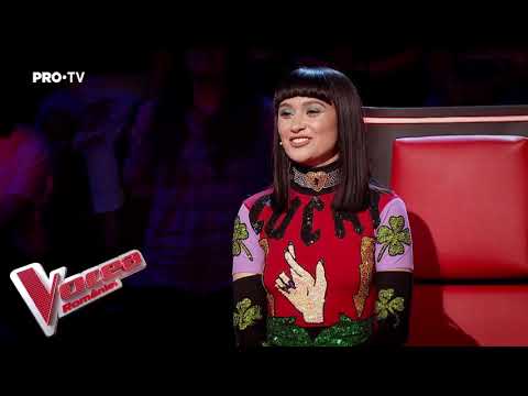 Tudor și Smiley, catwalk pe scena Vocea României