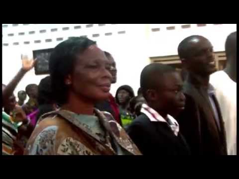 Daniel Twum - Praise Medley (Full)