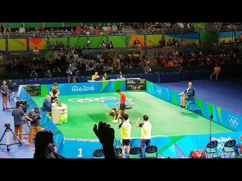 RIO2016 - Zhang Jike x Jeoung Youngsik - Unbelievable point!