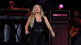 TAYLOR DAYNE LIVE AT EPCOT 2017  I&#39;LL BE YOUR SHELTER