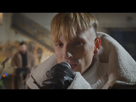 Smolasty feat. Białas - Sam [Official Music Video]
