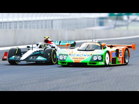 Mercedes F1 2022 W13 vs Mazda 787B at Silverstone